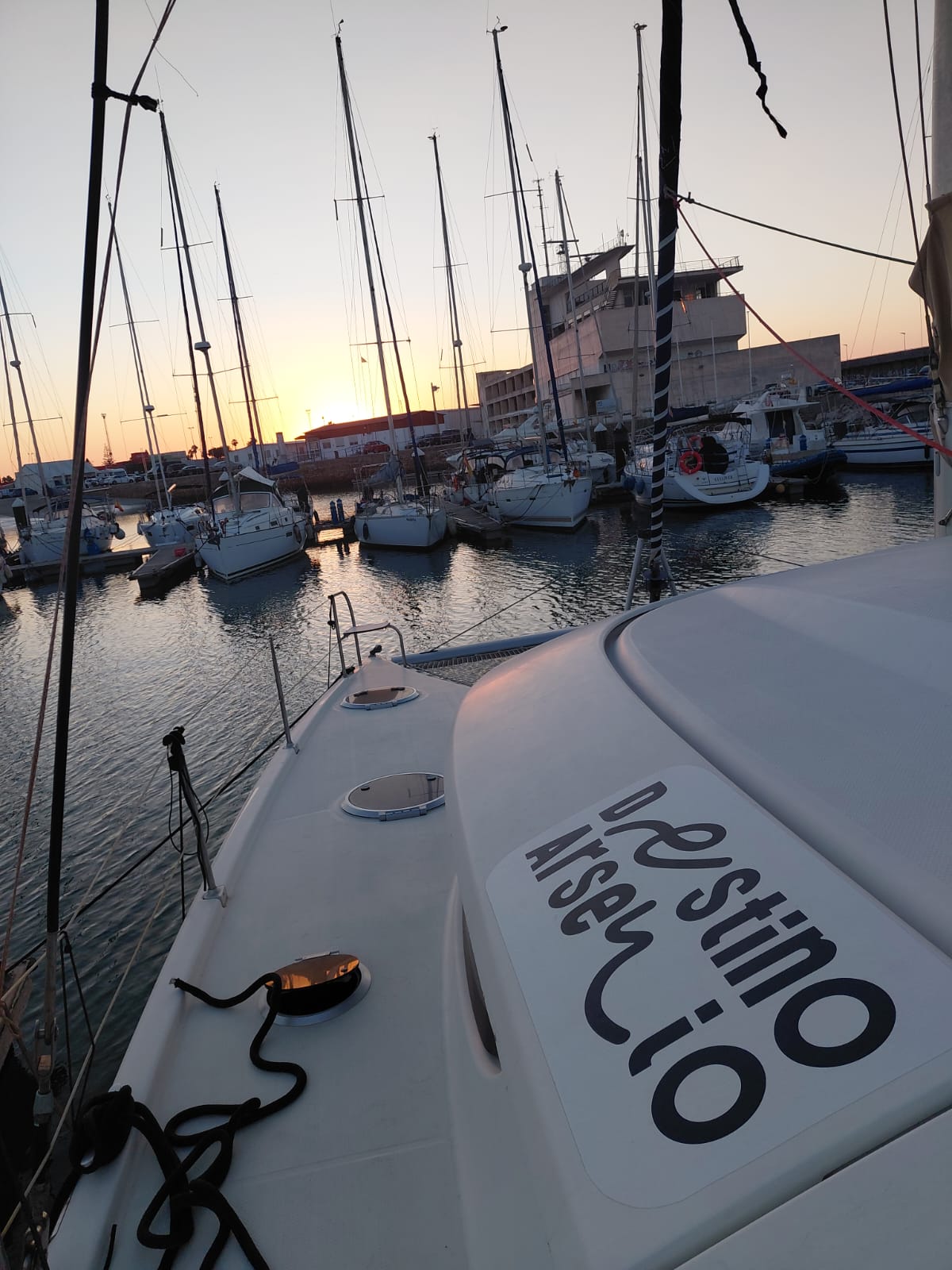 Sunset Cruises (Puestas de Sol)
